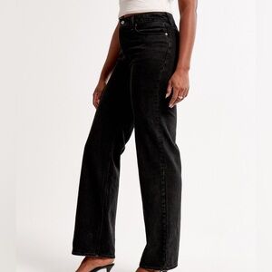 Abercrombie Curve Love High Rise 90s Relaxed Jean